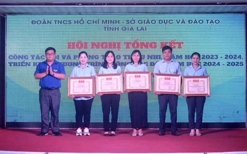 Gia Lai: Tổ chức 492 hoạt động đến địa chỉ đỏ trong năm học 2023-2024